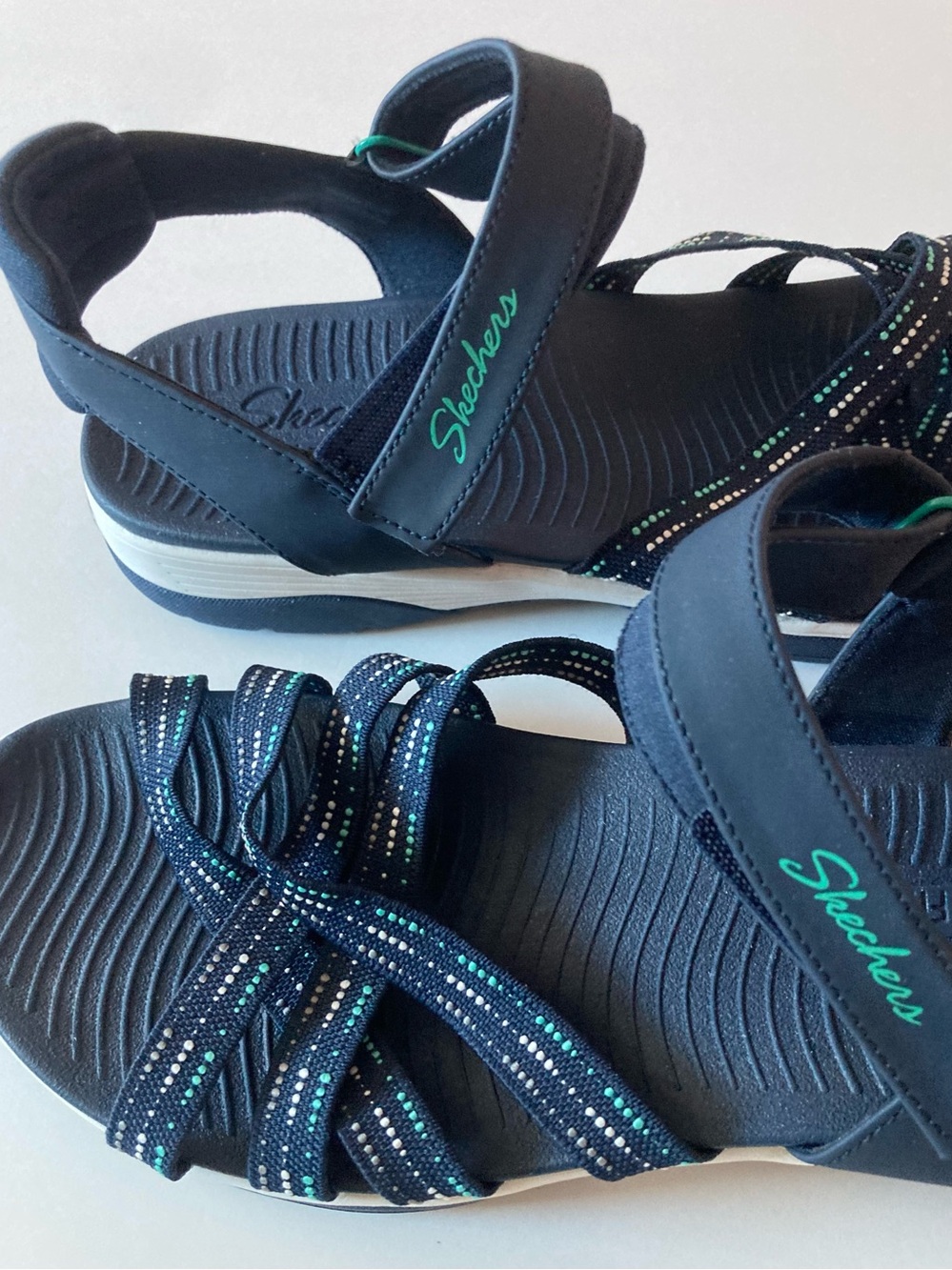 Skechers Women’s SZ 9 Blue Reggae sport Sandals with arch fit Like new - Picture 2 of 11